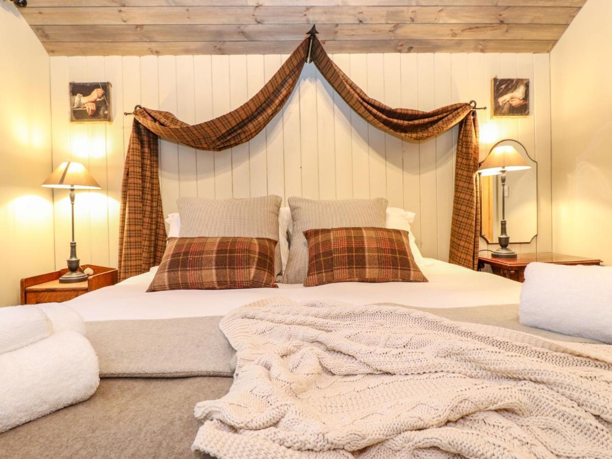 The Badger's Shack * Kendal